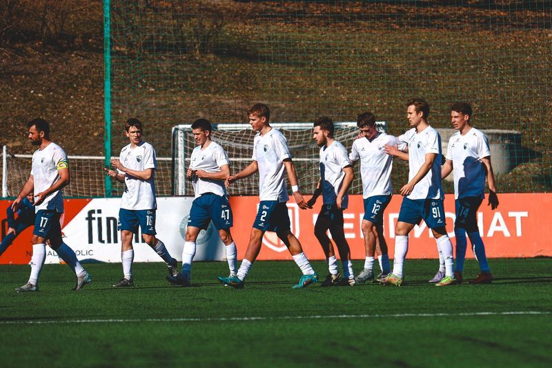 Калужские футболисты стартовали в «Золоте»